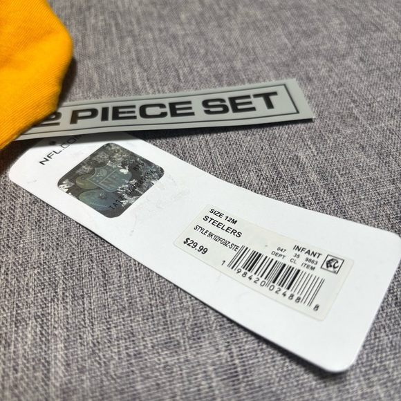 Infant Pittsburgh Steelers Long Sleeve T-Shirt and Pants Sleep Set - Picture 4 of 5